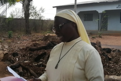 nun reading